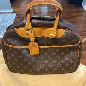 Authentic Louis Vuitton Deauville